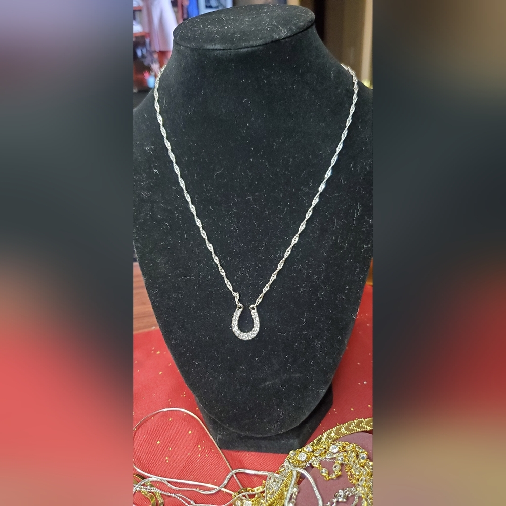 Shoe horse necklace